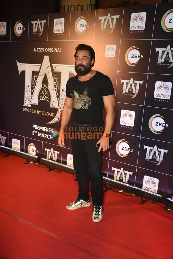 photos celebs snapped at taj divided by blood premiere 26