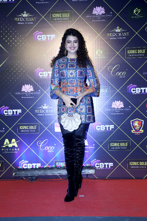 photos celebs snapped attending the iconic gold awards 2023 10