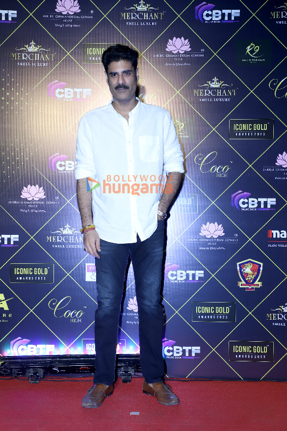 photos celebs snapped attending the iconic gold awards 2023 12