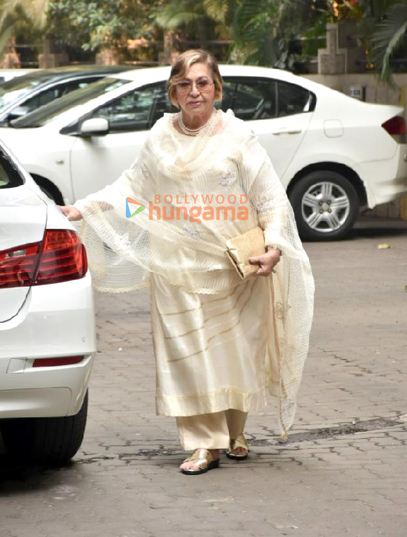 photos celebs snapped outside sohail khans home in mumbai 08 4