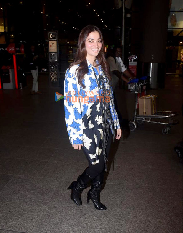 photos deepika padukone shraddha kapoor alaya f and others snapped at the airport 2