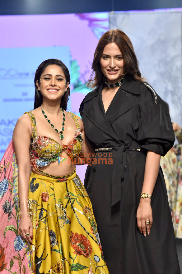 photos nushrratt bharuccha walks the ramp for designer mahima mahajan at lakme fashion week 2023 5