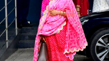 Photos: Rani Mukerji spotted at Kalina airport