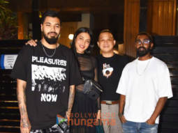 Photos: Shruti Haasan snapped at Mizu in Bandra