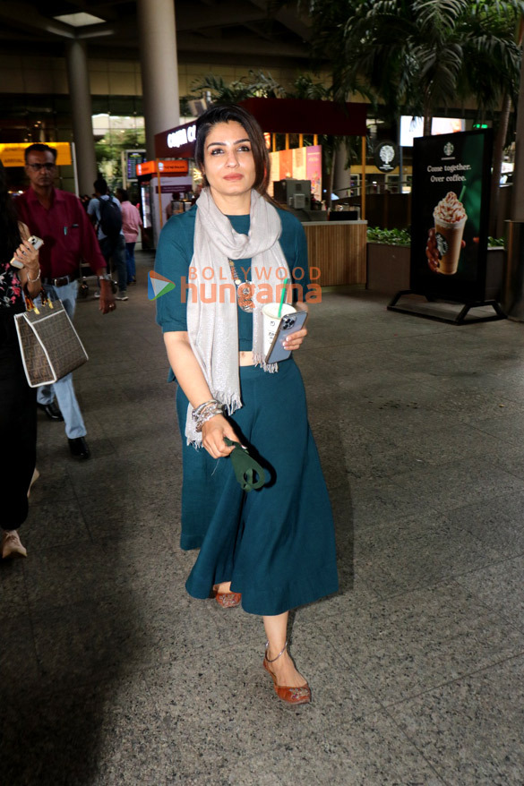 photos sidharth malhotra kriti sanon vidya balan and mc stan snapped at the airport1 23