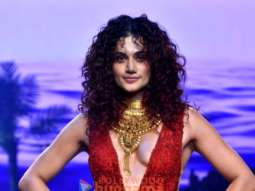Photos: Taapsee Pannu walks the ramp for designer Monisha Jaising at Lakme Fashion Week 2023 – Day 3