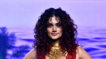 Photos: Taapsee Pannu walks the ramp for designer Monisha Jaising at Lakme Fashion Week 2023 – Day 3