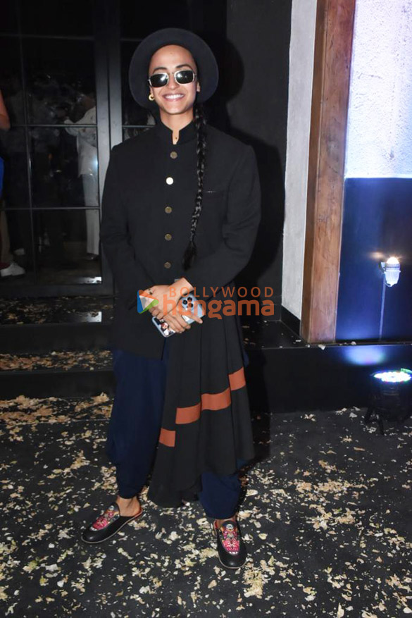 photos uorfi javed kriti sanon and others at shantnu nikhils store launch 8