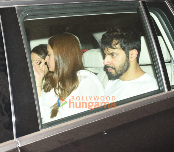 photos varun dhawan david dhawan and others snapped at a prayer meet 1