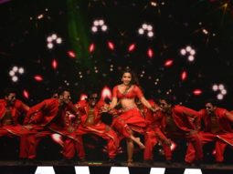 Rashmika Mandanna performs LIVE on ‘Srivalli’ and ‘Saami Saami’ at Zee Cine Awards 2023