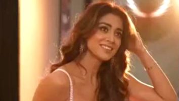 Can’t take our eyes off Shriya Saran’s beautiful outfit