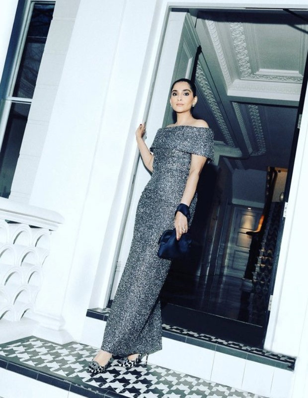 Sonam Kapoor in a shimmery, body-hugging gown looks nothing short of a glam diva Sonam Kapoor in a shimmery, body-hugging gown looks nothing short of a glam diva