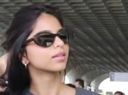 Suhana Khan gets clicked at the airport, poses with fans