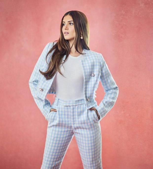Tara Sutaria is making our mid-week fashionably better with her gingham co-ord set worth Rs.38K 