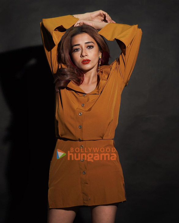 tinaa dattaa 1 18