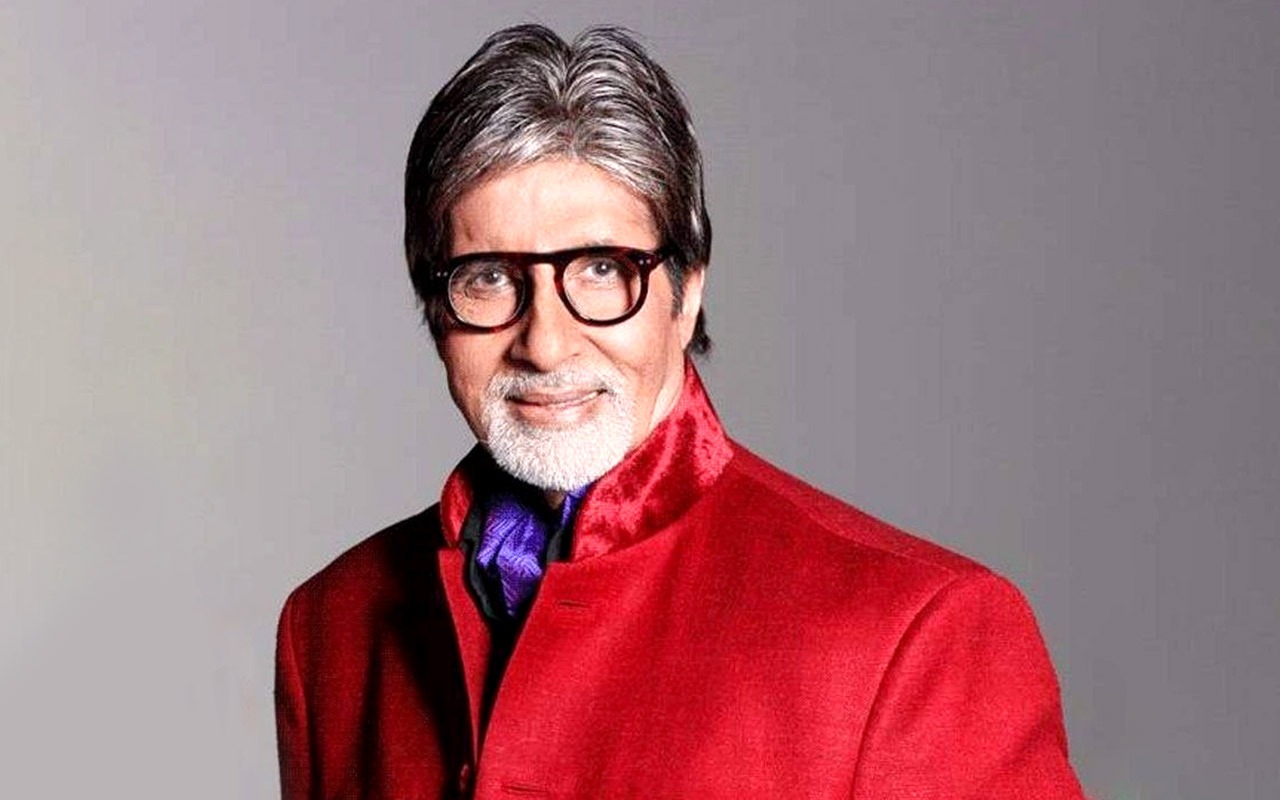 Amitabh Bachchan has a humorous response as his Twitter Blue Tick gets reinstated : Bollywood News