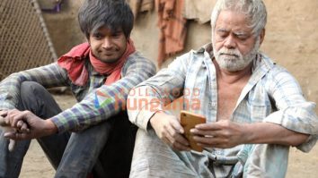 Movie Stills Of The Movie Coat