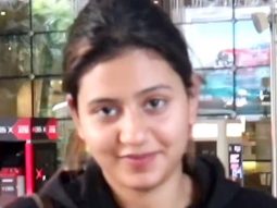 How refreshing does Anjali Arora look in her no-makeup avatar