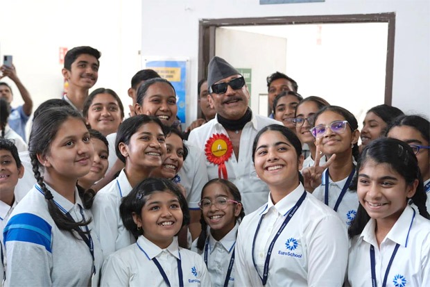 Jackie Shroff facilitates Leprosy Awareness Initiative at Euro School, Thane along with Alert India