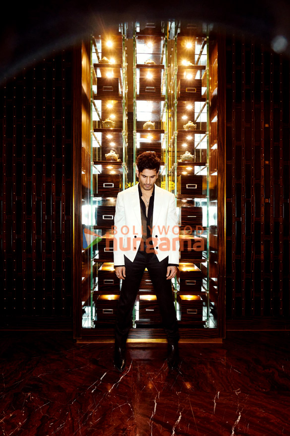 karan tacker 2