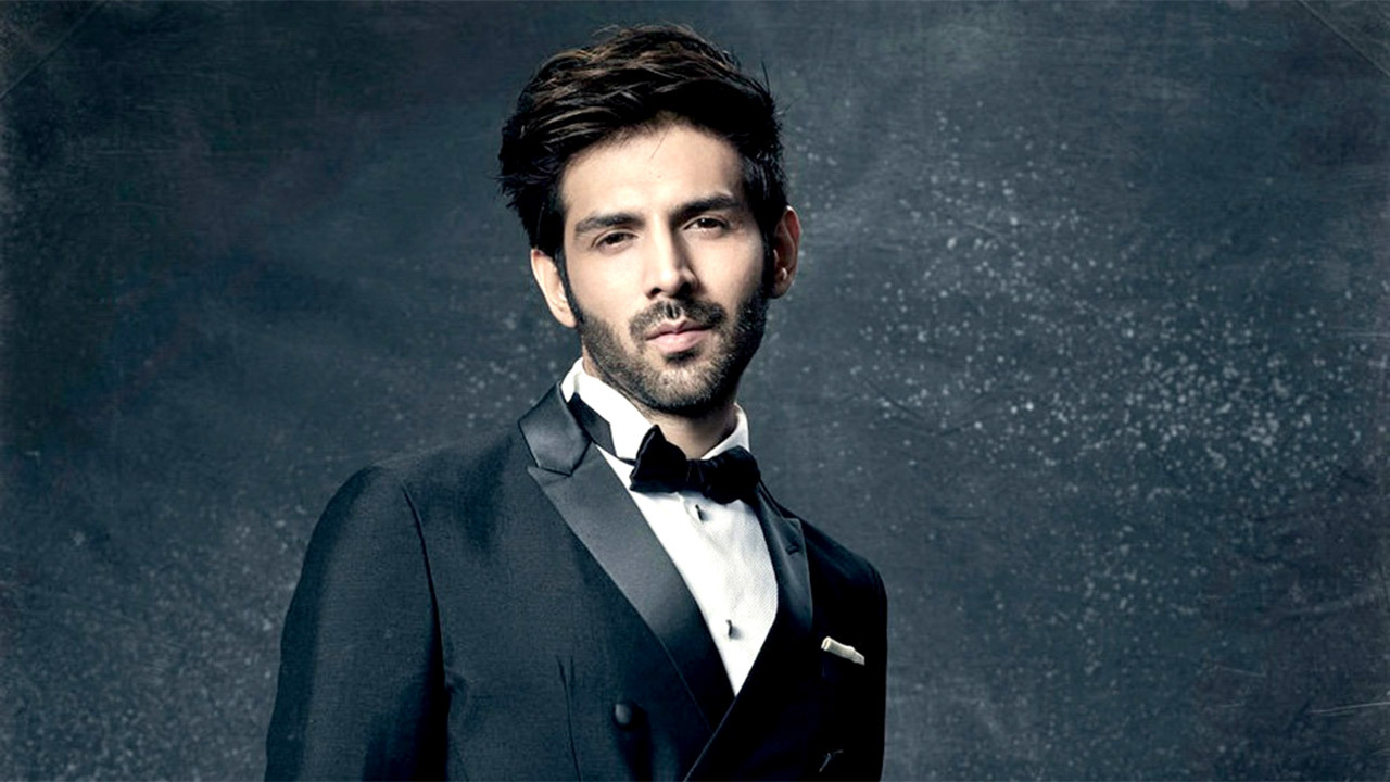 Kartik Aaryan goes without sleep for 30hrs to fulfil work commitments! : Bollywood News