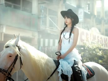 LE SSERAFIM unveil first music video teaser for lead single UNFORGIVEN; watch LE SSERAFIM unveil first music video teaser for lead single UNFORGIVEN; watch