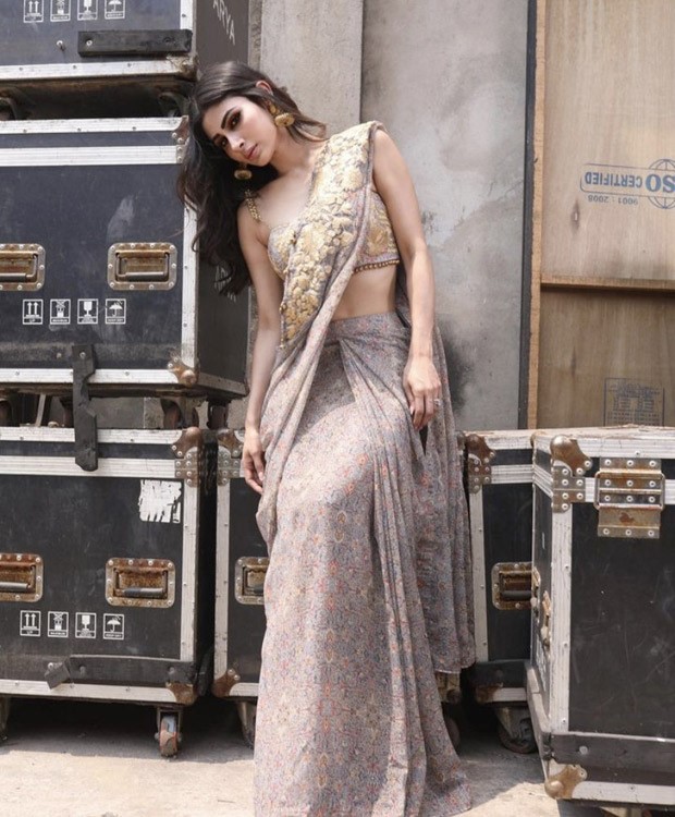 Mouni Roy aces the saree game yet again in grey and gold saree worth Rs.35K