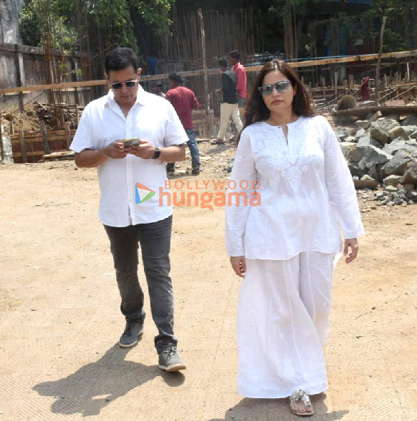 photos celebs attend mukesh chhabras mother kamala chhabras funeral 4