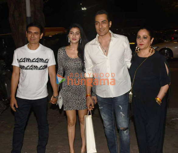 photos celebs attend rupali gangulys birthday party 6
