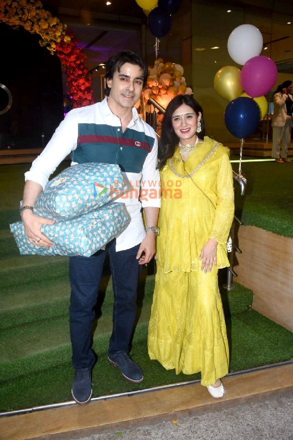 photos celebs grace gauahar khans baby shower ceremony 3