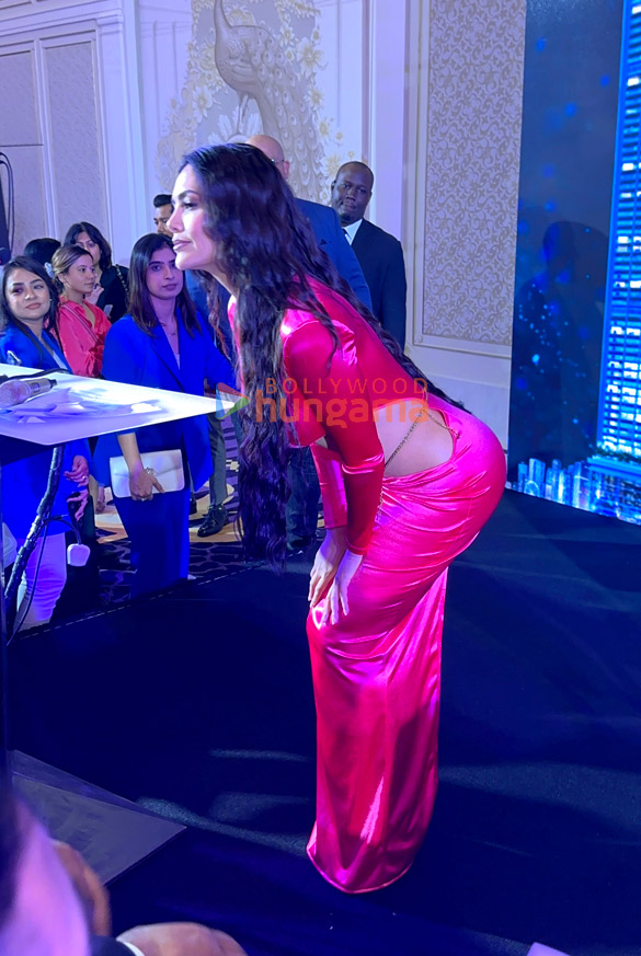 photos celebs grace the launch of fashionz by danube in dubai 7