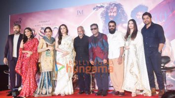 Photos: Celebs grace the press conference of Mani Ratnam’s film Ponniyin Selvan: Part-2 in Mumbai