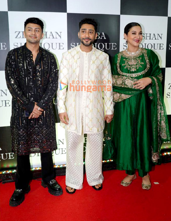 photos celebs snapped at baba siddiques iftaar party3 12
