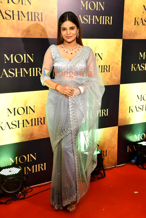 photos celebs snapped at moin kashmiris iftaar party 3