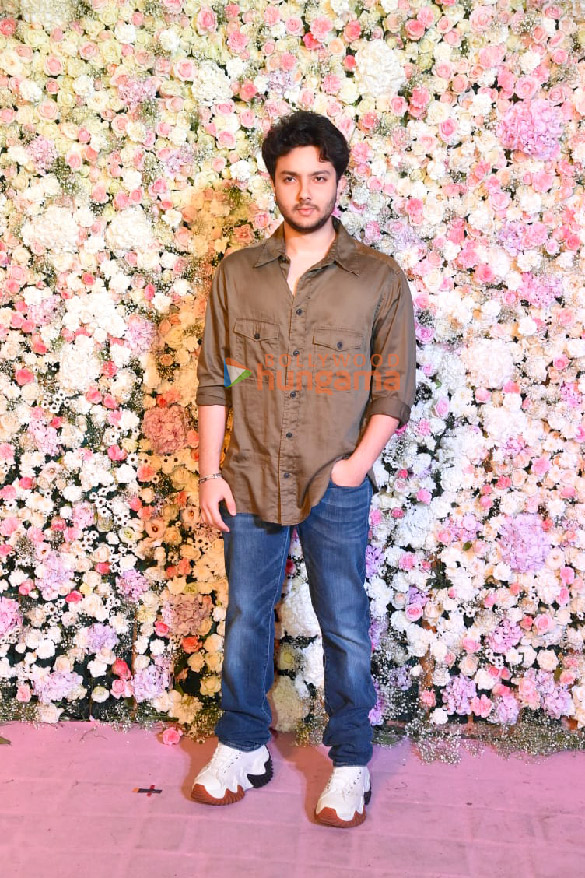 photos celebs spotted at arpita khan and aayush sharmas eid bash3 30