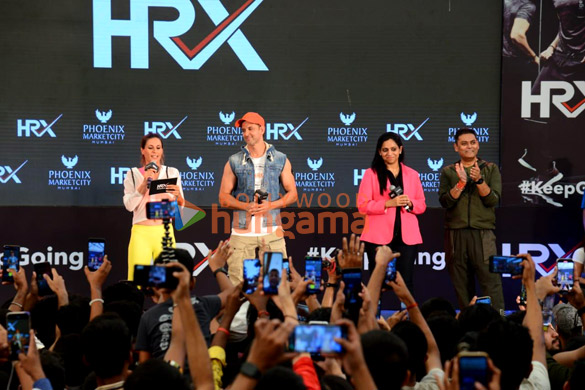photos hrithik roshan snapped at the launch of the first hrx store in mumbai at phoenix market city 4