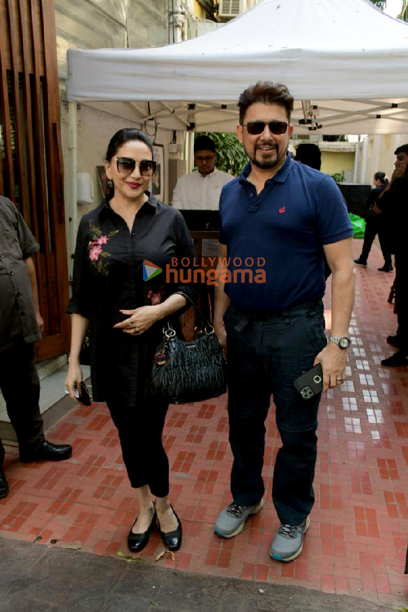 photos madhuri dixit snapped with her husband in bandra 3