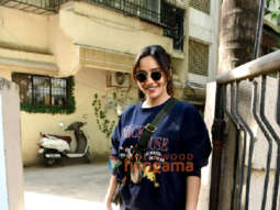 Photos: Neha Sharma snapped outside Kromakay Salon in Juhu