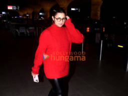 Photos: Parineeti Chopra snapped at the airport