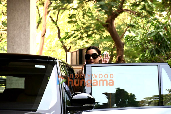 photos parineeti chopra snapped in khar 3 2