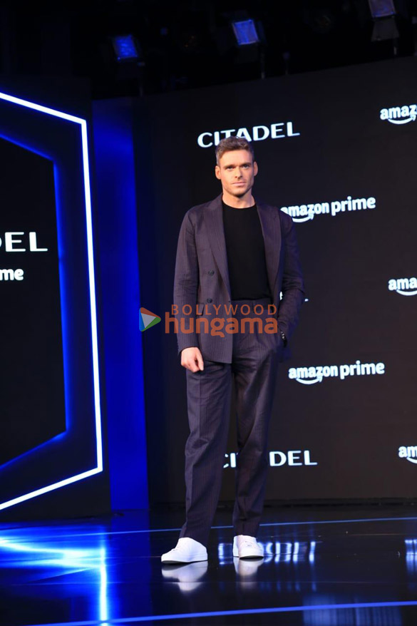 photos priyanka chopra jonas makes a grand entry at the citadel press conference in india 090 2