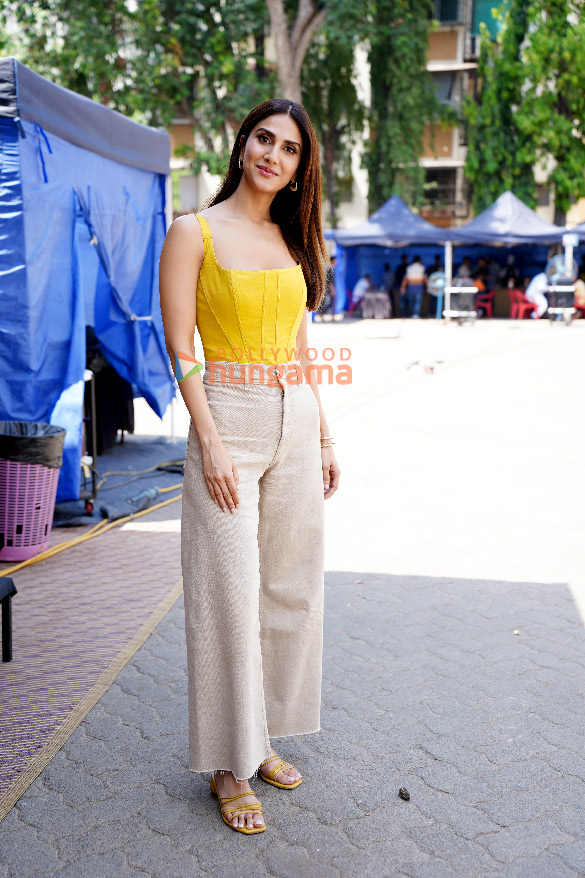 photos vaani kapoor snapped in bandra for an ad shoot 2