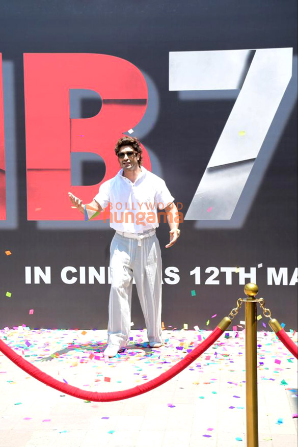 photos vidyut jammwal announces his next project ib 71 5 2