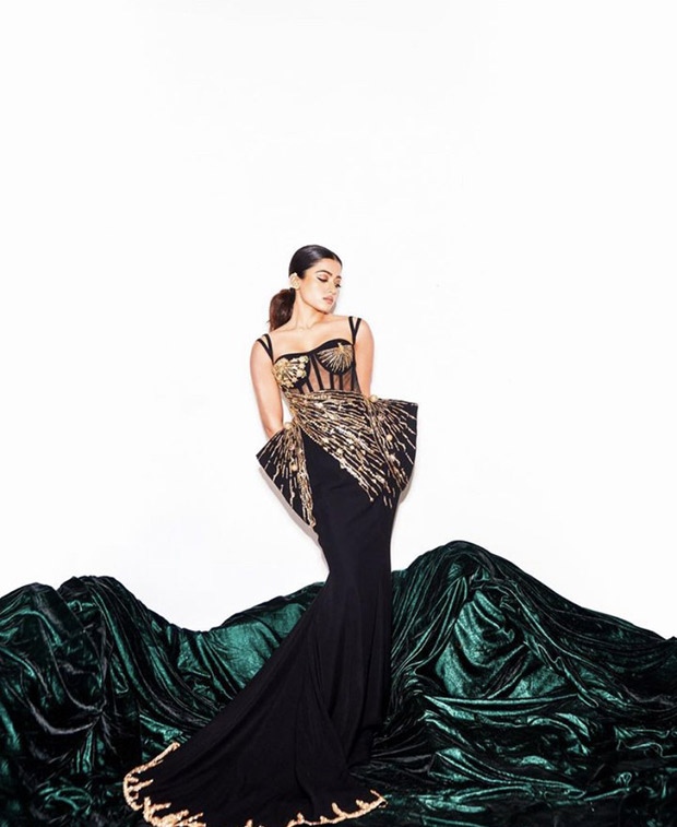 Rashmika Mandanna in structured black and gold corset gown by Falguni & Shane Peacock made sure she was the star of the night at NMACC Rashmika Mandanna in structured black and gold corset gown by Falguni & Shane Peacock made sure she was the star of the night at NMACC