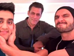 Salman Khan and Ranveer Singh jet off to Dubai; pose together for a cool selfie