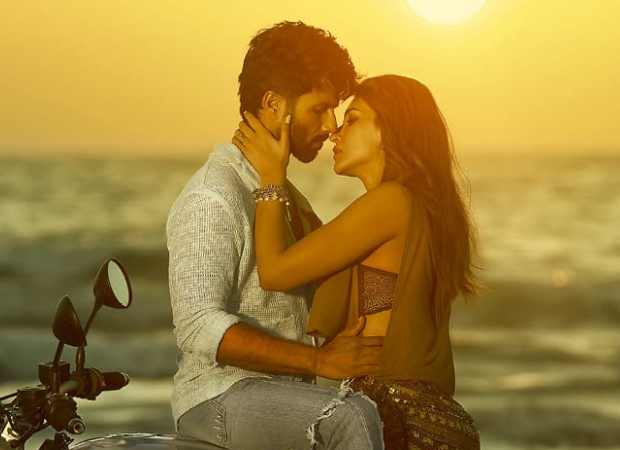 Shahid Kapoor and Kriti Sanon wrap up their upcoming love story, see first look poster