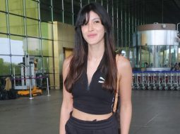 Shanaya Kapoor slays in her all black airport look as she poses for paps