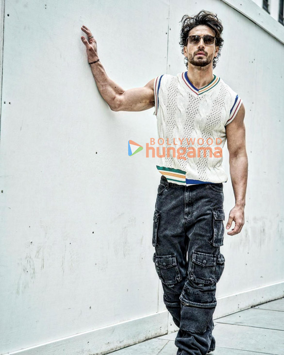 tiger shroff 2 27