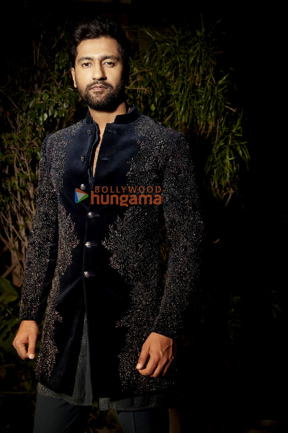 Vicky Kaushal Photos, Images, HD Wallpapers, Vicky Kaushal HD Images ...