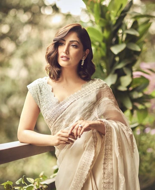 Yami Gautam is a sight of beauty, elegance and grace as she dons a pastel saree